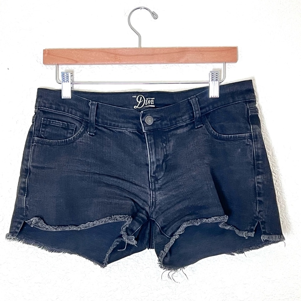 Old Navy | Black denim mid-rise cut off shorts size 6